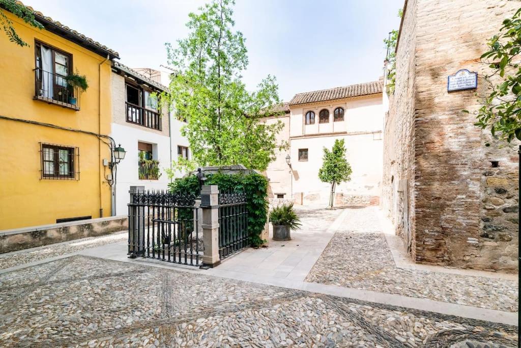 Wekey Homes Albaicin, A Los Pies De La Alhambra Granada Exterior foto